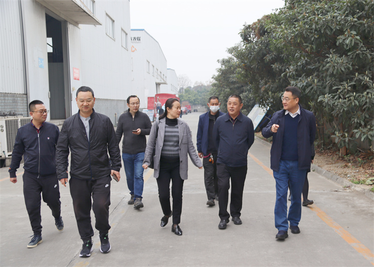 鄧華帶隊赴龍泉、資中調(diào)研